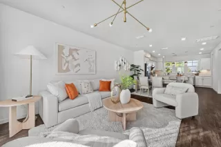 Photo #5: ML82022510 Listing 