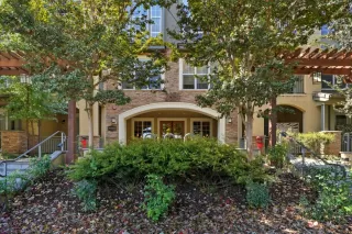 Photo #2: ML82022553 Listing 