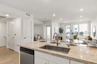 Photo #4: ML82022599 Listing 