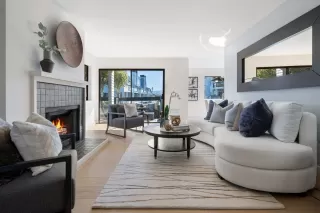 Photo #3: ML82022629 Listing