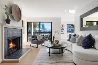 Photo #6: ML82022629 Listing