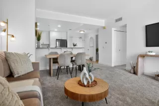 Photo #2: ML82022664 Listing 