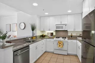 Photo #5: ML82022664 Listing 