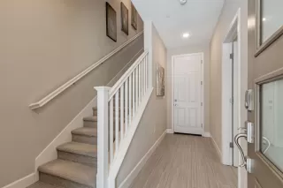 Photo #5: ML82022666 Listing 