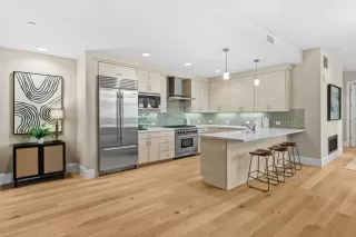 Photo #6: ML82022677 Listing 