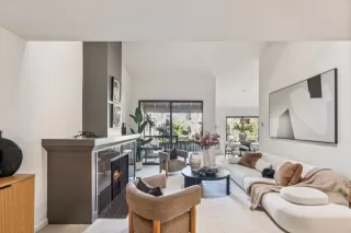 Photo #3: ML82022681 Listing