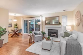 Photo #4: ML82022700 Listing 