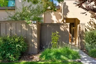 Photo #4: ML82022713 Listing 