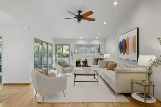 Photo #4: ML82022757 Listing 