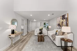 Photo #5: ML82022761 Listing 