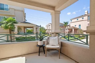 Photo #5: ML82022768 Listing 