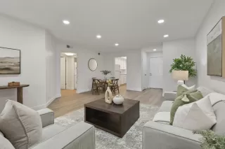 Photo #4: ML82022810 Listing