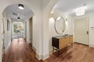 Photo #5: ML82022813 Listing 