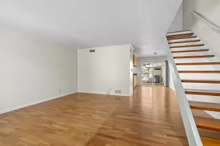 Photo #5: ML82022872 Listing 