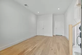 Photo #2: ML82022879 Listing