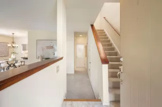 Photo #5: ML82022899 Listing