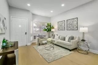 Photo #4: ML82022935 Listing 