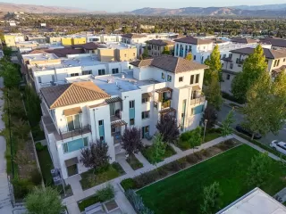 Photo #5: ML82022939 Listing 