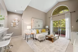 Photo #2: ML82022951 Listing 