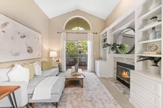 Photo #6: ML82022951 Listing 