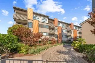 Browse active condo listings in 1838 OGDEN DRIVE