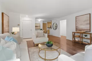 Photo #4: ML82023007 Listing 