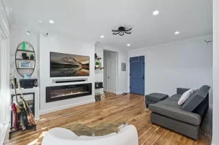 Photo #2: ML82023059 Listing 