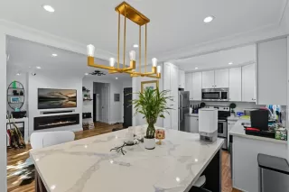 Photo #5: ML82023059 Listing 