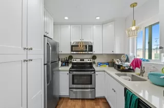 Photo #6: ML82023059 Listing 