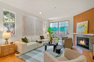 Photo #1: ML82023095 Listing