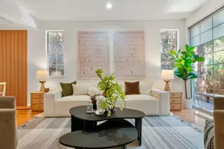 Photo #2: ML82023095 Listing