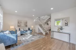 Photo #2: ML82023126 Listing 