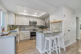 Photo #5: ML82023126 Listing 