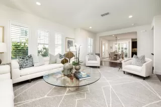 Photo #3: ML82023135 Listing 