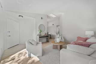 Photo #6: ML82023158 Listing 