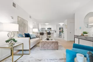 Photo #2: ML82023360 Listing 