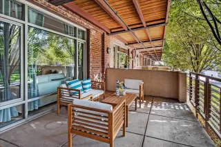 Photo #2: ML82023379 Listing 