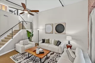 Photo #6: ML82023379 Listing 