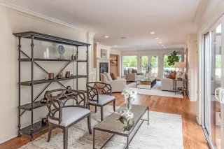 Photo #5: ML82023419 Listing 