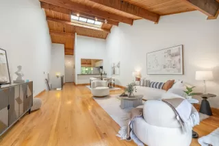 Photo #4: ML82023454 Listing 