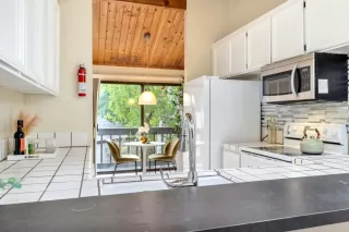 Photo #6: ML82023454 Listing 