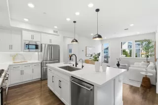 Photo #3: ML82023487 Listing 