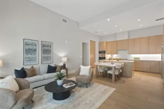 Photo #6: ML82023560 Listing 