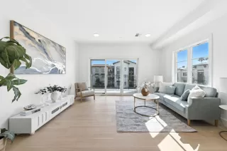 Photo #4: ML82023570 Listing