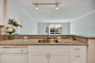 Photo #6: ML82023594 Listing 