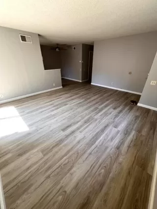 Photo #5: ML82023688 Listing 