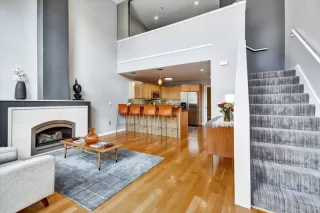 Photo #5: ML82023710 Listing 