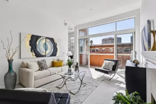 Photo #5: ML82023712 Listing