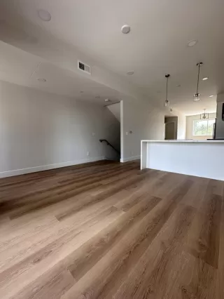 Photo #4: ML82023785 Listing