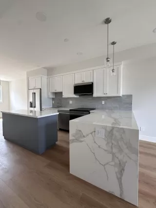 Photo #5: ML82023785 Listing